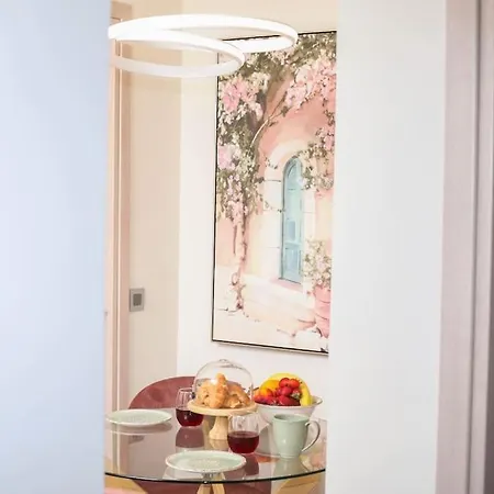 Phaedra & Sofia Campiello アパート *