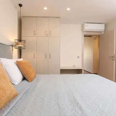 Phaedra & Sofia Campiello アパート コルフ島